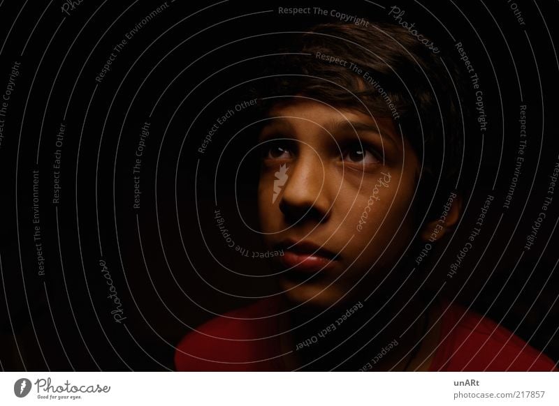 expectation Human being Masculine Child Boy (child) Head Face 1 13 - 18 years Youth (Young adults) Observe Listening Looking Dream Growth Wait Far-off places