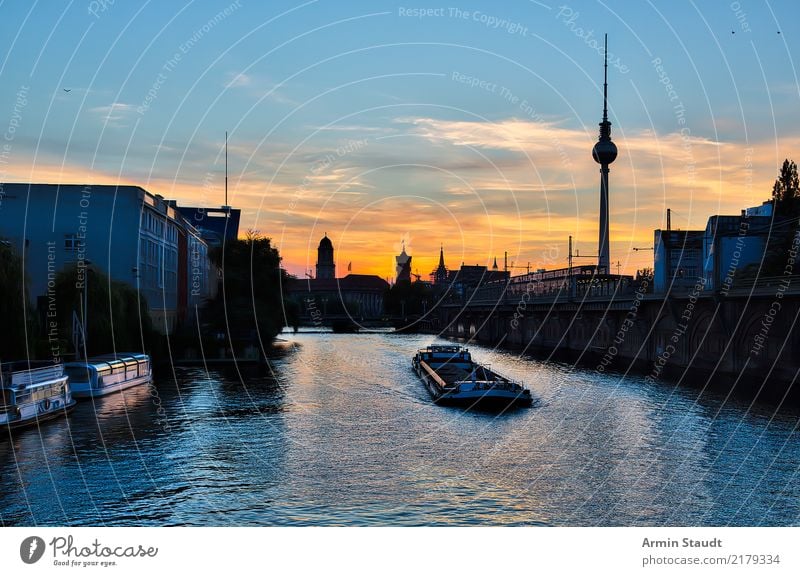 View from the Michaelis Bridge, Berlin Lifestyle Leisure and hobbies Vacation & Travel Tourism Trip Far-off places Sightseeing City trip Cruise Summer vacation