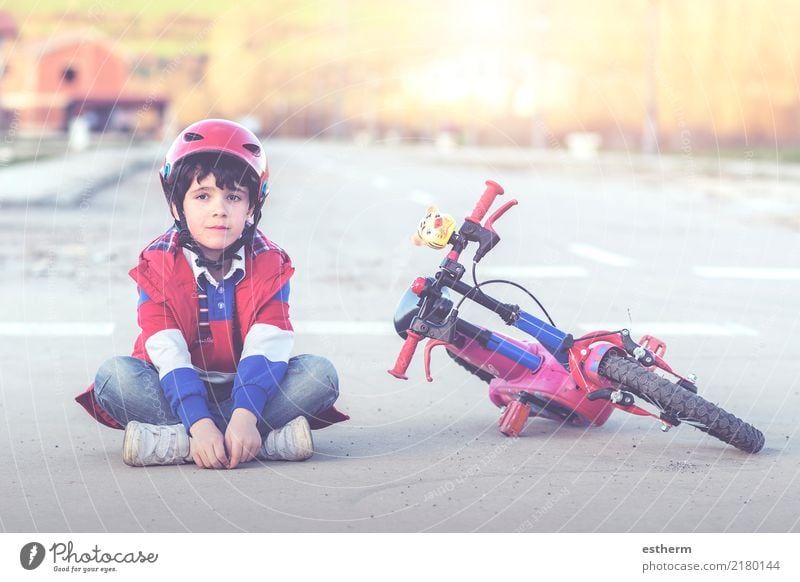 boy sitting on the floor with bike Lifestyle Leisure and hobbies Sports Cycling Human being Masculine Child Toddler Boy (child) Infancy 1 3 - 8 years