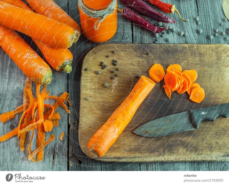 peeled fresh carrots Vegetable Nutrition Vegetarian diet Diet Juice Table Nature Tin Wood Fresh Natural Carrot background food healthy orange Organic