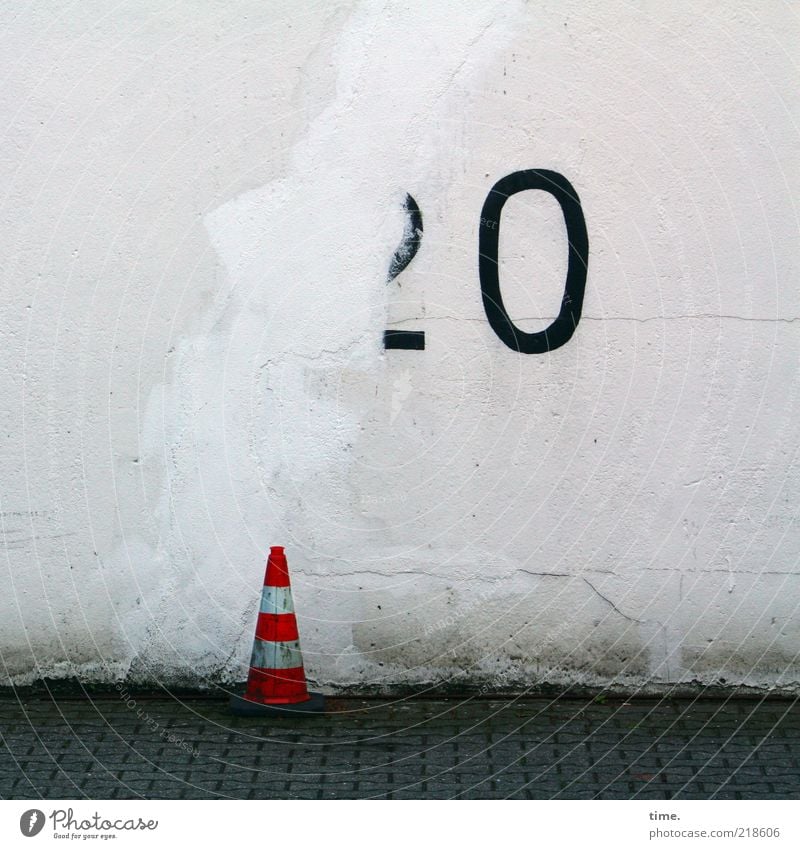 keep watch Traffic cone Warning colour 20 Wall (building) Wall (barrier) Plaster Footpath Stone Paving stone Cobbled pathway Cobblestones Deserted Exterior shot