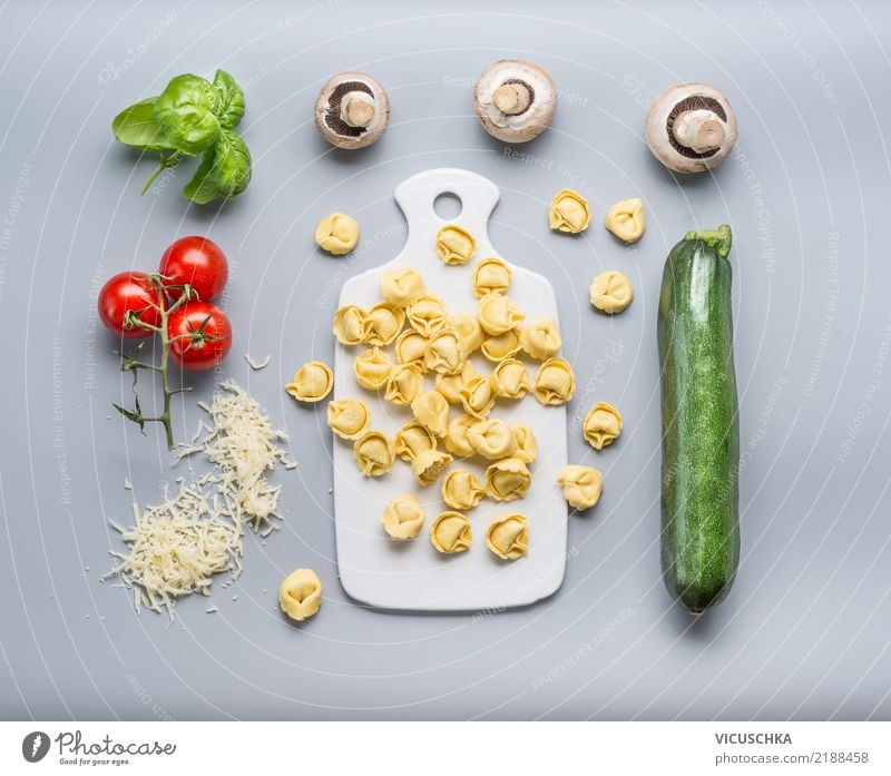 Tortellini with zucchini and mushrooms Food Vegetable Nutrition Lunch Dinner Banquet Italian Food Design Healthy Eating Restaurant Style Cooking Ravioli