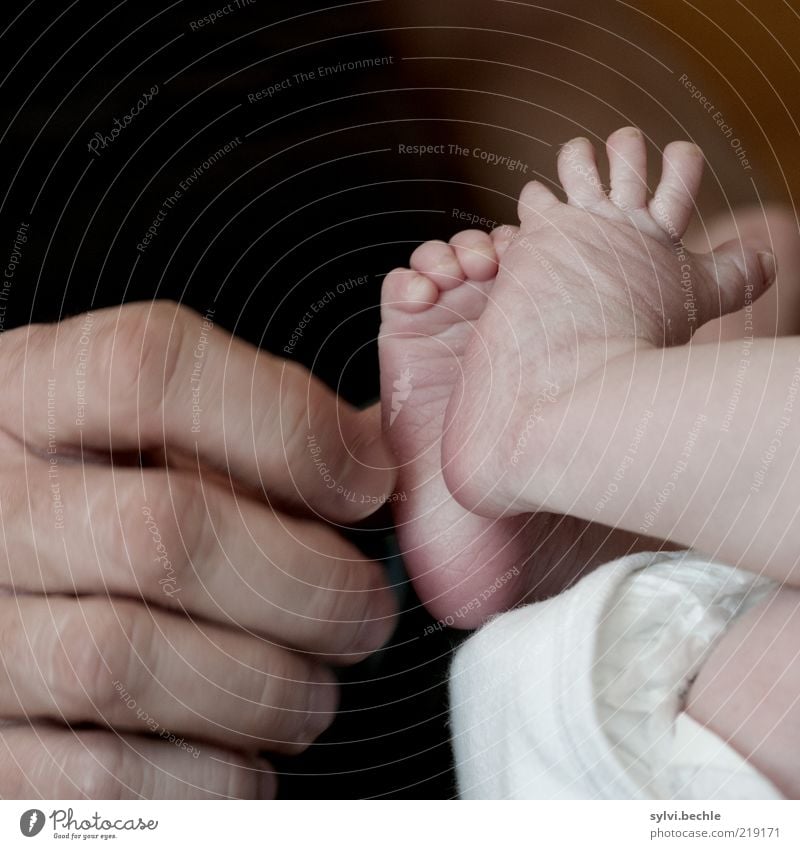 It's all there! Healthy Well-being Contentment Human being Child Baby Man Adults Parents Father Family & Relations Infancy Life Hand Fingers Bottom Feet