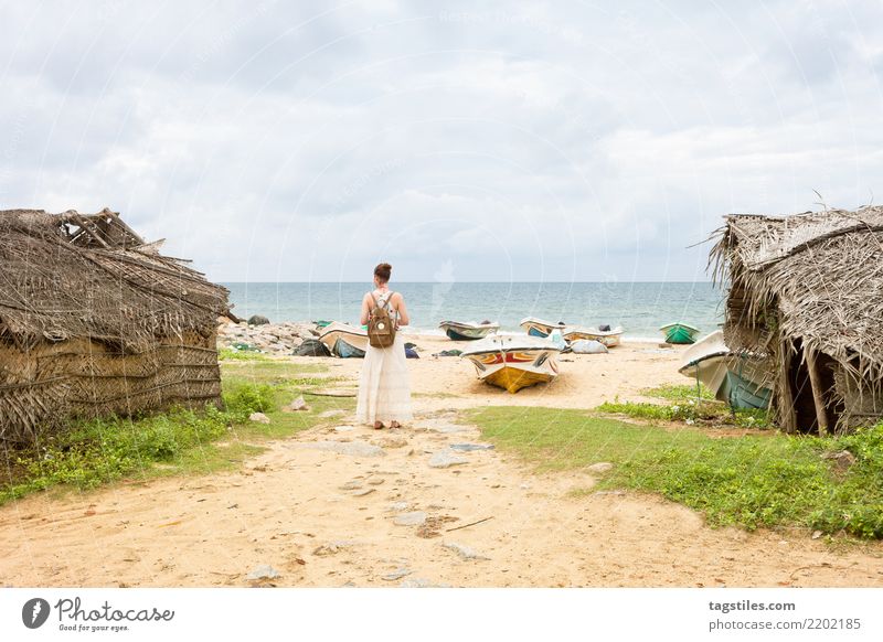 Woman at Talawila's fishing village, Sri Lanka Kalpitiya Thalawila Asia Vacation & Travel Fishing village Village Traveling Idyll Freedom Card Tourism Sun