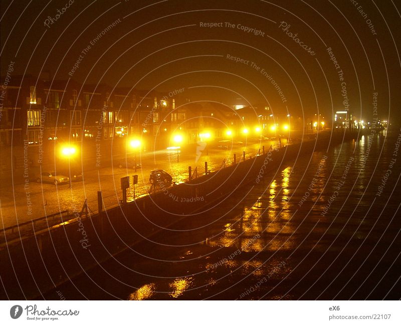 The Promenade Light Historic Harbour Water Lamp Moody