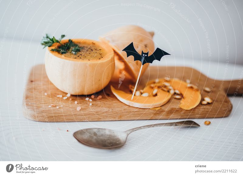 Halloween Pumkin soup Food Vegetable Soup Stew Nutrition Eating Vegetarian diet Bowl Spoon Winter Decoration Hallowe'en Autumn Creepy bat Spooky Pumpkin