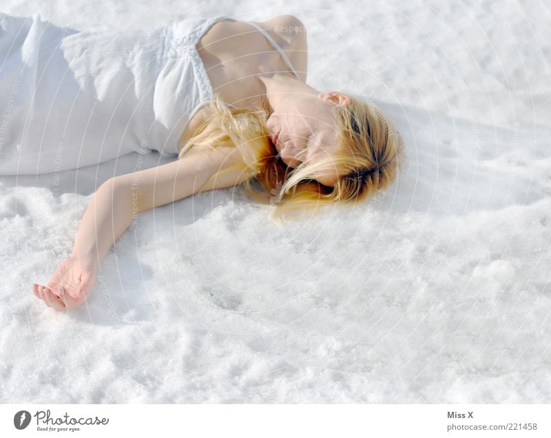 snow corpse Human being Feminine Young woman Youth (Young adults) 1 18 - 30 years Adults Winter Ice Frost Snow Dress Lie Blonde Cold Death Sleep Fatigue Freeze