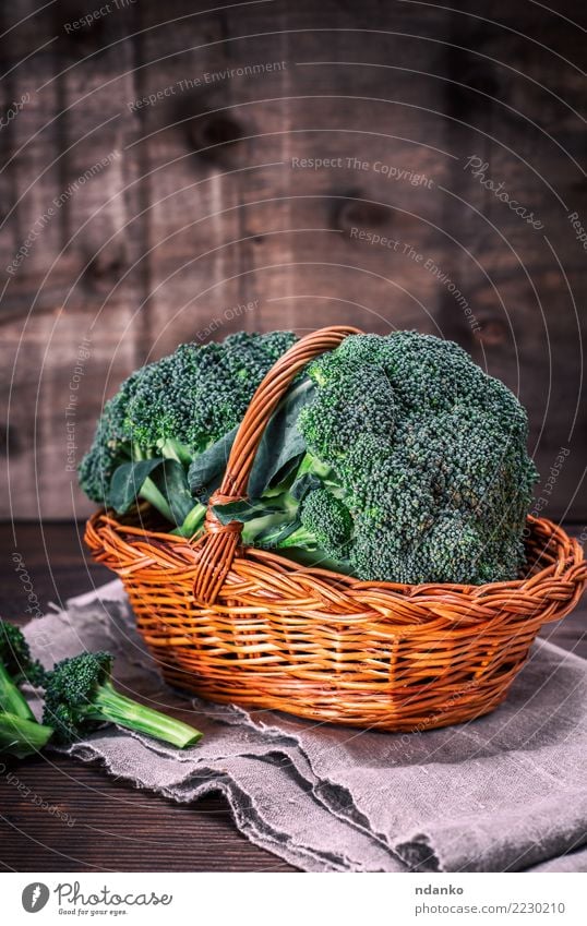 fresh broccoli Vegetable Nutrition Eating Vegetarian diet Diet Table Nature Plant Wood Fresh Natural Brown Green Rustic Ingredients Cooking dieting background