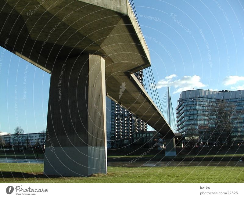 keiko Mannheim Abstract Architecture Bridge