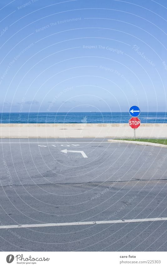 STOP Vacation & Travel Summer Ocean Street Crossroads Road junction Road sign Arrow Simple Blue Gray Red Sky Stop sign Colour photo Exterior shot Deserted