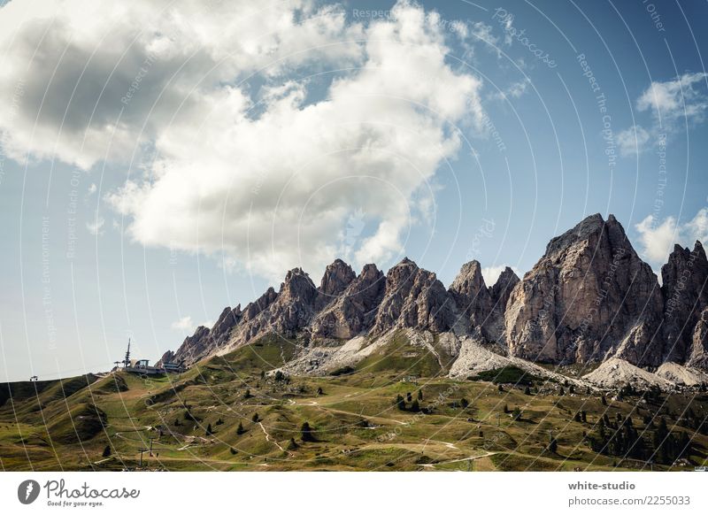 Scratchy Environment Nature Landscape Rock Mountain Peak Hiking Prongs mountain peaks Comb Mountain ridge King Dolomites Alps Summer Summer vacation