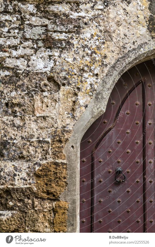 gate Italy Sicily vacation Exterior shot Castle wall Goal Age of chivalry Building stone Wall (barrier) Archway Wooden door Old Colour photo Deserted Historic