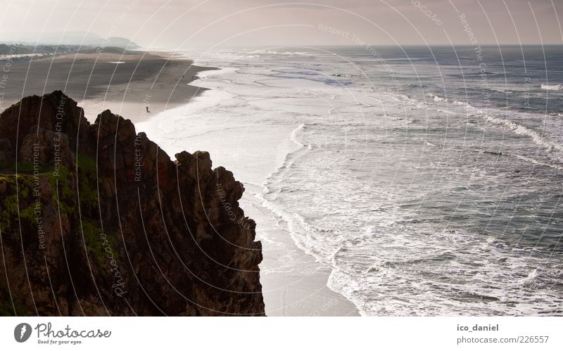 View into the distance Leisure and hobbies Vacation & Travel Tourism Beach Ocean Waves 1 Human being 2 Environment Nature Landscape Elements Air Water Sunlight