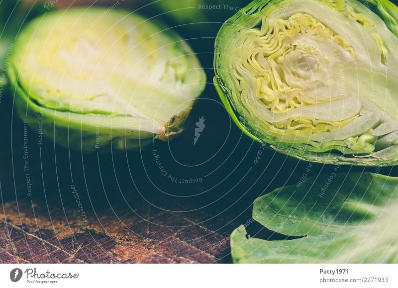 cabbage Food Vegetable Brussels sprouts Nutrition Organic produce Vegetarian diet Diet Chopping board Fresh Brown Yellow Green To enjoy Raw vegetables Division