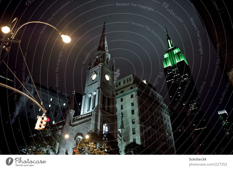 Empire State of Mind New York City Downtown Deserted High-rise Church Tower Manmade structures Building Architecture Tourist Attraction Landmark