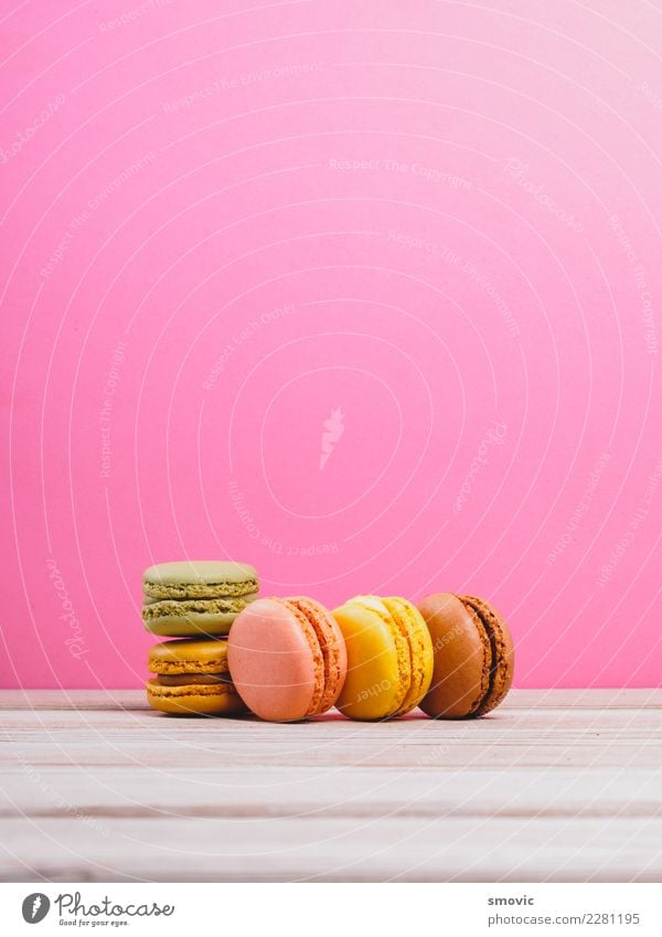 Macarons Dessert Table Delicious Pink Baking biscuit blur cake Cooking food France linen meringue Baked goods pinkness Raspberry Sandwich Sugar sweet