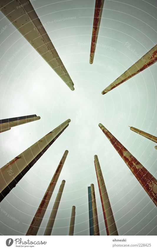 View upwards [BO III] Air Sky Clouds Flagpole Rod Steel Rust Target Above Subdued colour Abstract Flash photo Worm's-eye view Wide angle Central perspective