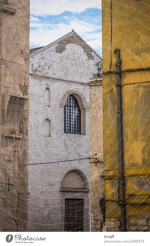 Silence of the South City trip Architecture Italy Town Old town Deserted Building Esthetic Authentic Historic Serene Calm Humble Longing Loneliness Contentment