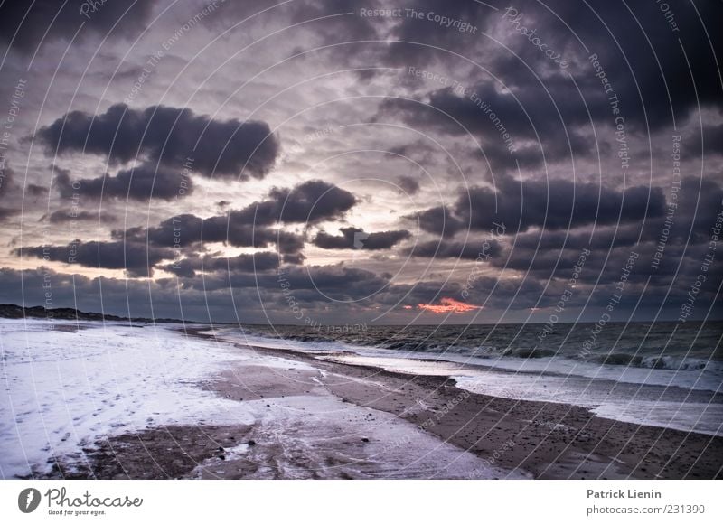 show me the coast Environment Nature Landscape Elements Air Water Sky Clouds Storm clouds Winter Climate Climate change Weather Bad weather Wind Waves Coast