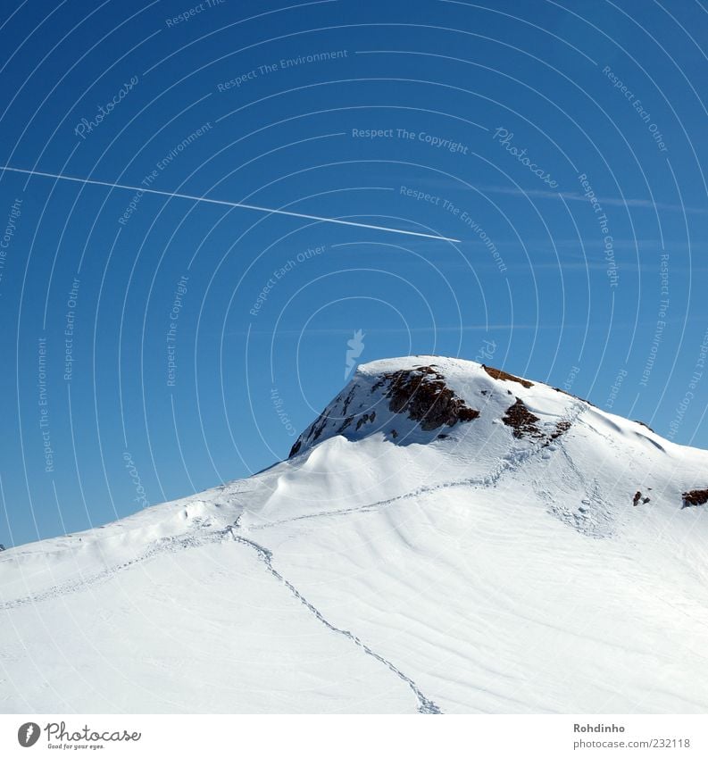 long way to the top Leisure and hobbies Winter Snow Winter vacation Mountain Nature Landscape Cloudless sky Beautiful weather Alps Peak Snowcapped peak