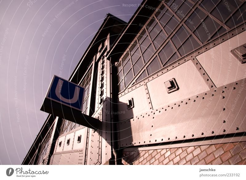 U from bottom Hamburg Transport Passenger traffic Public transit Train travel Rail transport Underground Train station Sign Characters Signs and labeling Threat