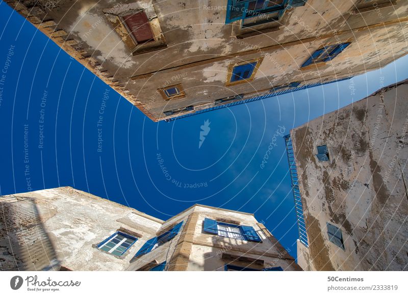 In the old town of Essaouira, Morocco Port City Exterior shot Blue Tourism Colour photo Deserted Sky Town Old town Vacation & Travel Copy Space top Clouds