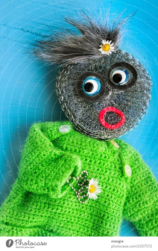 creative| pot scratcher as a flower child Leisure and hobbies Handicraft Human being Masculine Feminine Androgynous Child Toddler Girl Boy (child) Eyes Mouth 1