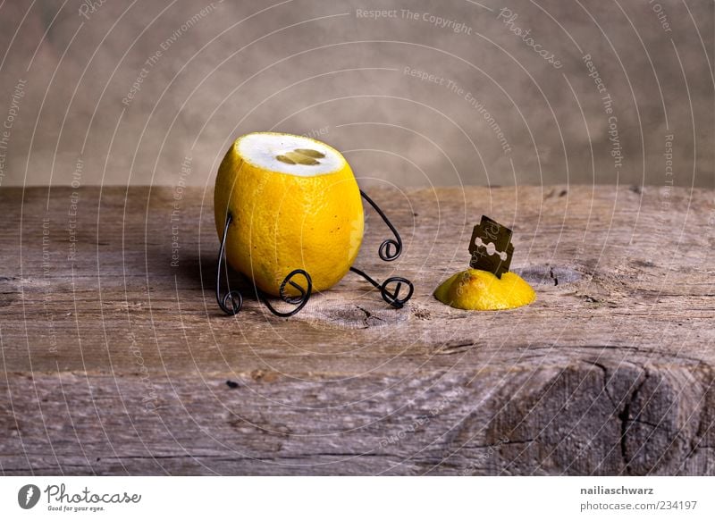 headless Food Fruit Lemon Lemon yellow Nutrition Razor blade Wood Metal Sit Exceptional Creepy Sour Brown Yellow Sadness Death Pain Stress Headless Colour photo