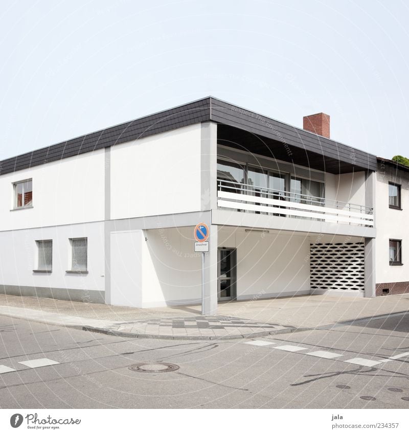 corner building Sky House (Residential Structure) Manmade structures Building Architecture Street Sidewalk Gloomy Colour photo Exterior shot Deserted