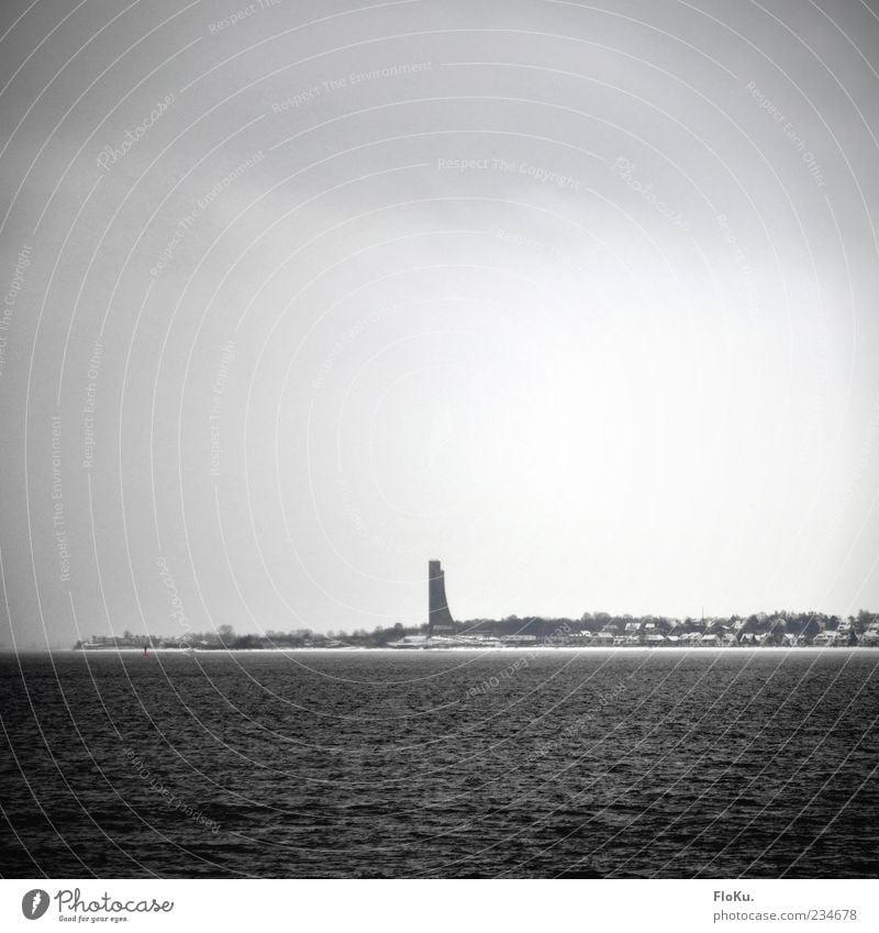 La- La- La- Boe Water Sky Clouds Winter Bad weather Fog Coast Baltic Sea Building Tourist Attraction Monument Dark Cold Gloomy Gray Black White Laboe