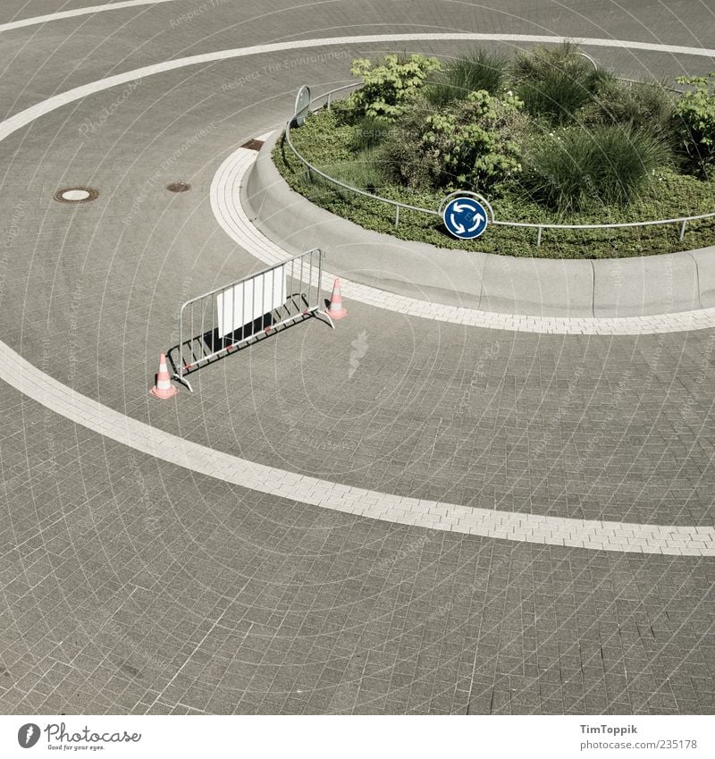 circuit training Street Gloomy Barrier Circle Round Traffic circle Gyroscope Circular Road sign Traffic infrastructure Traffic regulation Cylinder Grating