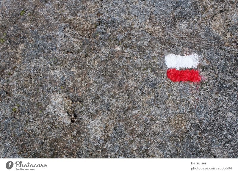 Markierung auf einem Felsen Lifestyle Mountain Hiking Park Lanes & trails Gray Red White Endurance WanderMarkierung Zeichen Wandern weiß rot Natur Tourismus