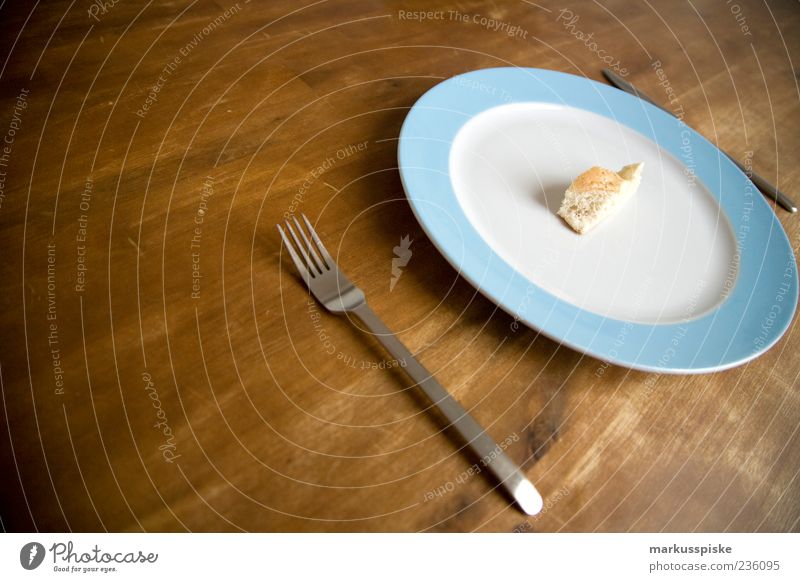 diet portion Food Bread Nutrition Vegetarian diet Diet Slow food Finger food Crockery Plate Knives Fork Life Copy Space left Appetite Remainder Deserted Dish