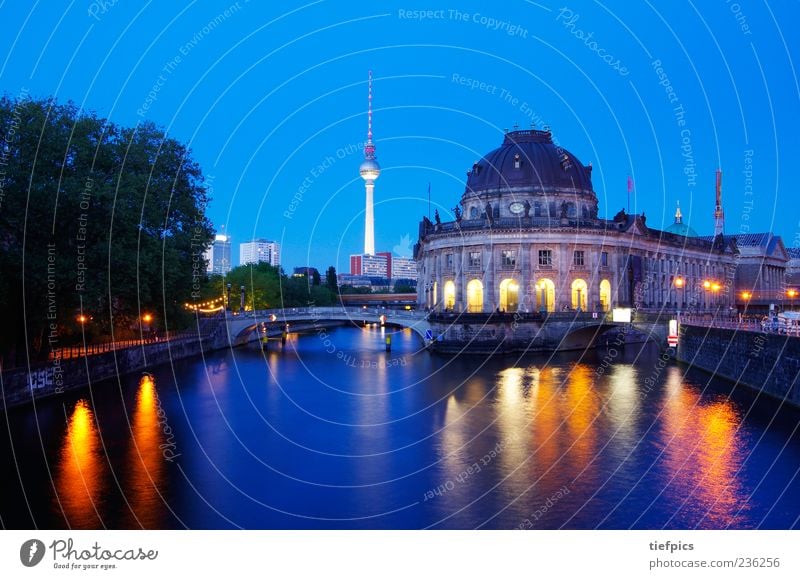 berlin colorful Museum Culture Deserted Bridge Tourist Attraction Old Berlin Museum island Spree Classicism Pergamon Museum Television tower Evening Twilight