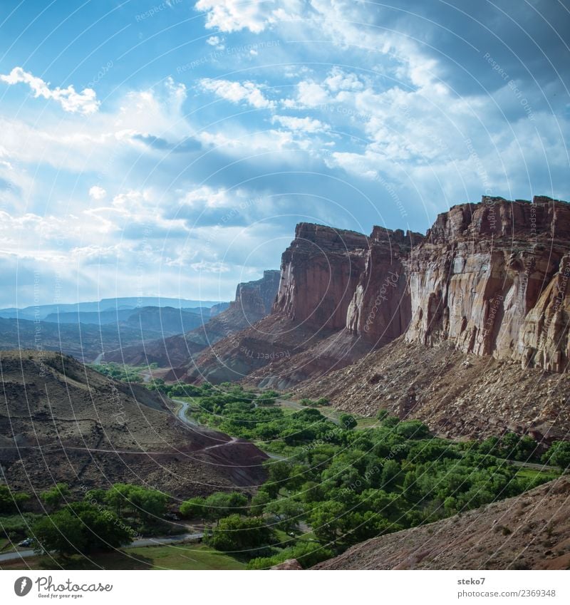 Capitol Reef National Park Utah Horizon Beautiful weather Rock Mountain Canyon Capitol Reef NP Blue Brown Green Uniqueness Vacation & Travel Far-off places