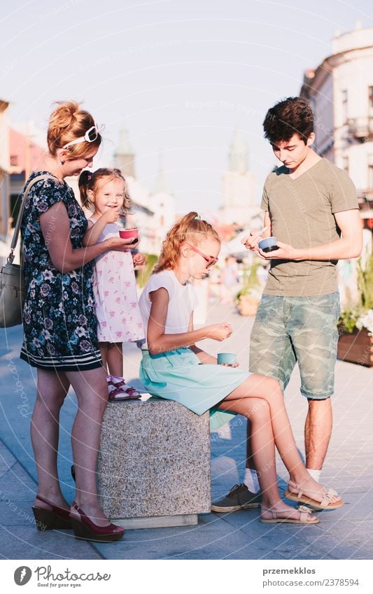 Family spending time together in the city centre Food Dessert Ice cream Eating Lifestyle Joy Happy Beautiful Leisure and hobbies Vacation & Travel Summer