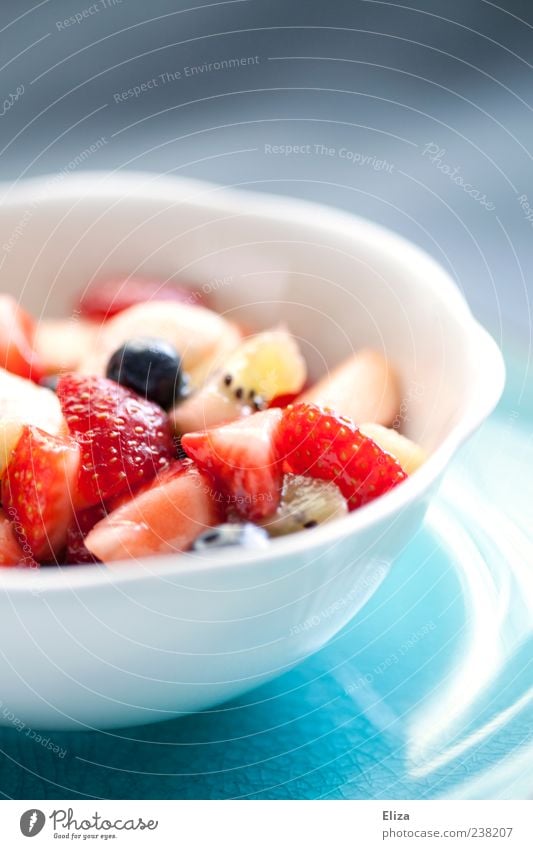 fruit freshness Fruit Vegetarian diet Bowl Fresh Healthy Delicious Strawberry Bright Kiwifruit Multicoloured Detail Deserted Copy Space top Fruit salad Snack