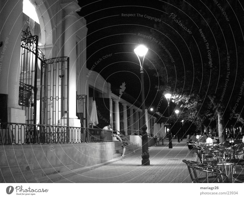 Night in Córdoba Gastronomy Building Terrace Spain Architecture Roadhouse Coffee Black and white Pérgola Cordoba Friends