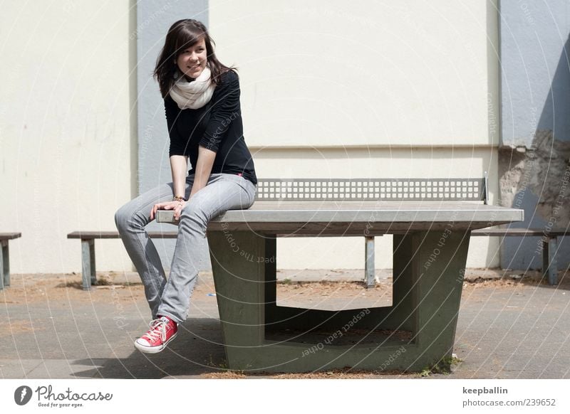 anja Schoolyard Feminine Young woman Youth (Young adults) 1 Human being Brunette Smiling Looking Hip & trendy Uniqueness Thin Happiness Contentment Optimism