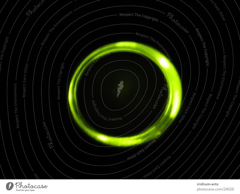 ufo_2 UFO Light Green Night Black Long exposure Lamp Light (Natural Phenomenon) ellipse Close-up