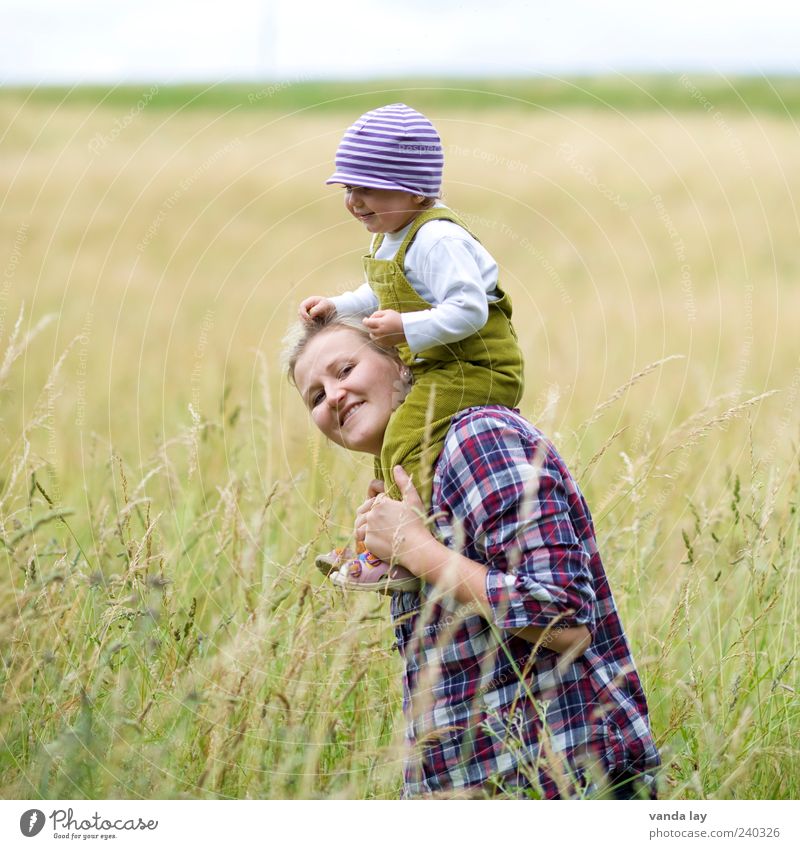 Together Playing Human being Toddler Girl Boy (child) Woman Adults Mother Family & Relations Infancy 2 18 - 30 years Youth (Young adults) Cap To enjoy Carrying