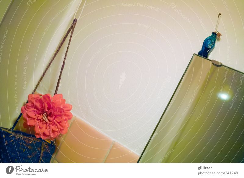 60s bath Living or residing Flat (apartment) Decoration Mirror Bathroom Happiness Happy Kitsch Small Cute Positive Colour Nostalgia Contentment Colour photo