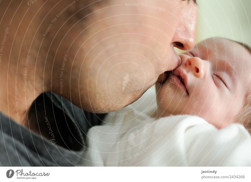 Father kissing his newborn baby girl Happy Child Baby Girl Man Adults Parents Family & Relations Infancy 2 Human being 0 - 12 months 30 - 45 years Kissing Love