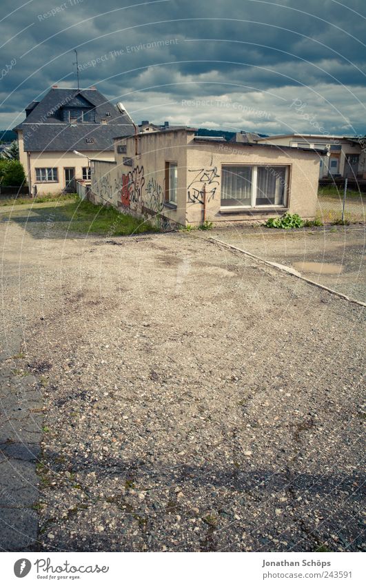 gatehouse Thuringia Germany Small Town Outskirts Deserted House (Residential Structure) Industrial plant Building Architecture Loneliness Apocalyptic sentiment