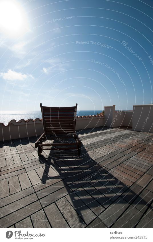 Take a break. Summer Lie Roof terrace Deckchair Roofing tile Wood Horizon Far-off places Ocean Vantage point Vacation & Travel Mediterranean Majorca Relaxation