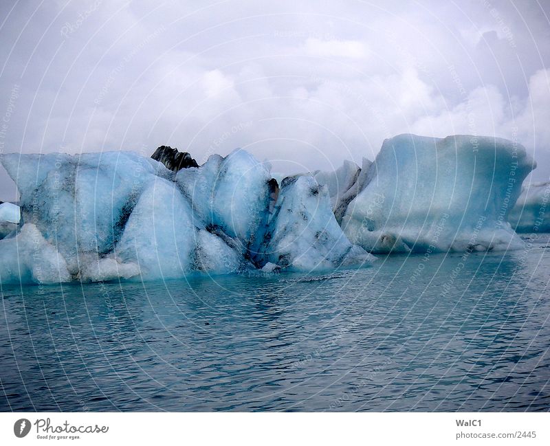 Glacial lake 03 Iceberg Mountain lake Vatnajökull glacier Watercraft Iceland Environmental protection National Park Untouched Europe Nature Power