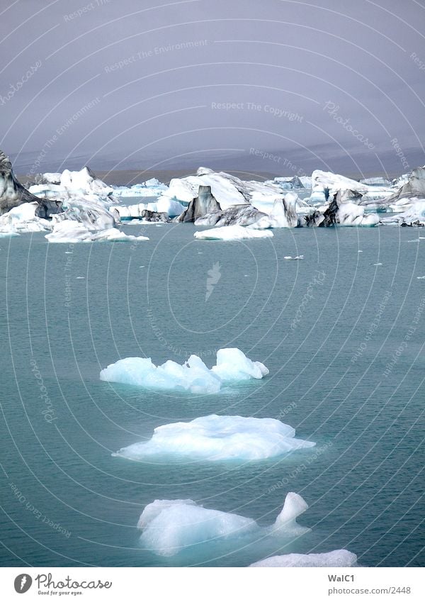 Glacial lake 04 Iceberg Mountain lake Vatnajökull glacier Watercraft Iceland Environmental protection National Park Untouched Europe Nature Power