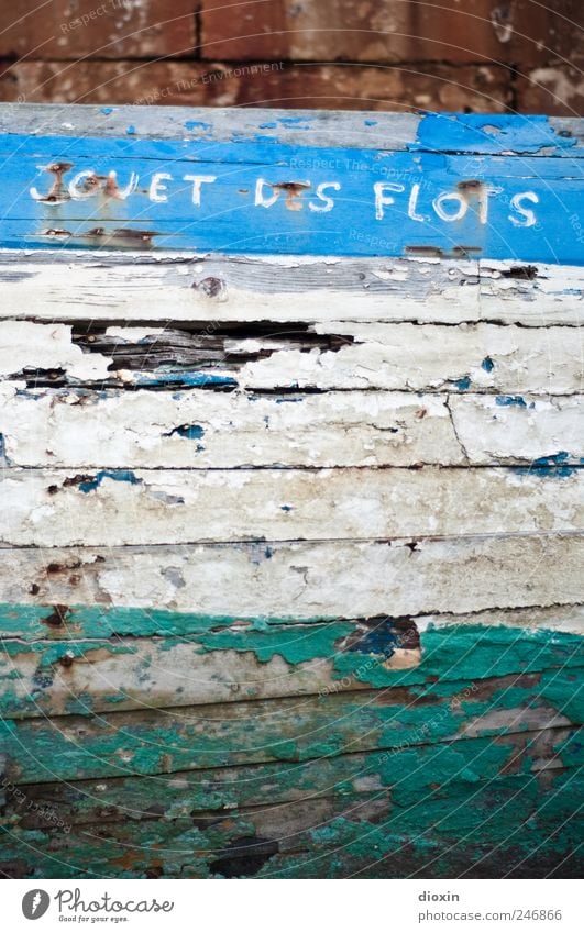 Play ball of the waves Navigation Fishing boat Watercraft Spar varnish Hull Wreck Old Broken Transience Varnish Flake off Characters Colour photo Exterior shot