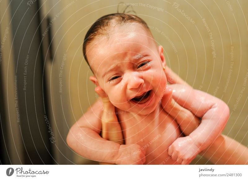 Baby girl four months old having her bath Happy Beautiful Face Life Bathtub Bathroom Child Human being Feminine Girl Parents Adults Infancy 1 0 - 12 months