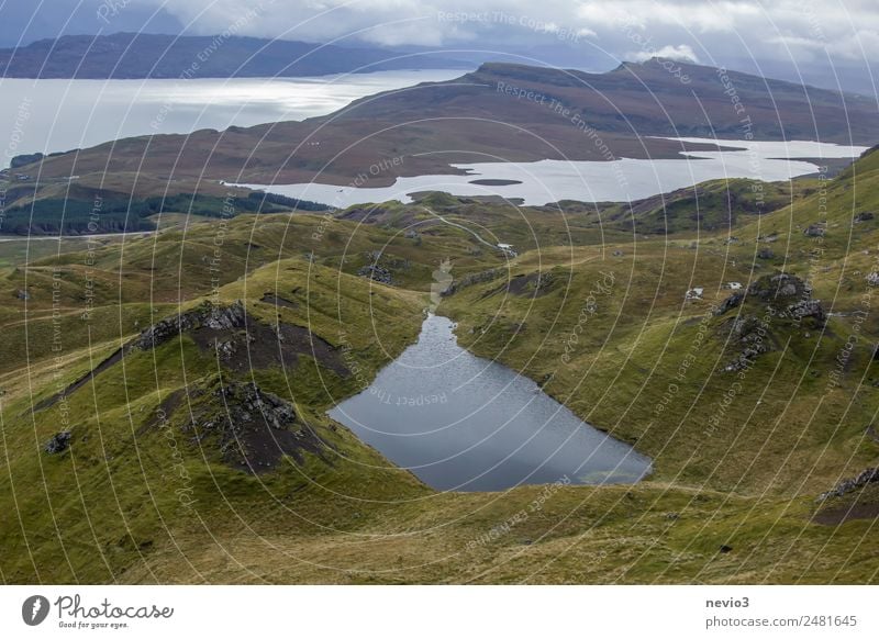 Scottish Highlands Landscape Summer Autumn Beautiful weather Grass Foliage plant Meadow Hill Rock Mountain Coast Bay Lake Authentic Exceptional Famousness